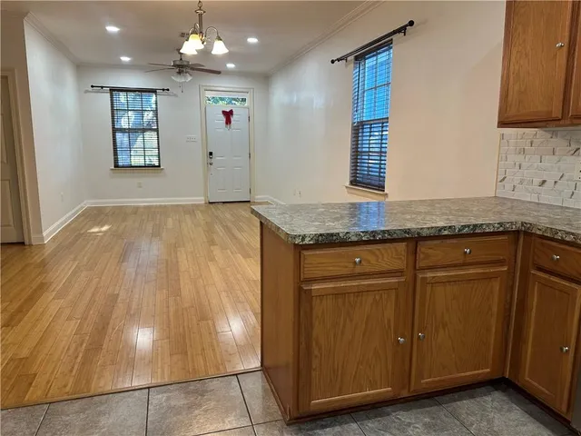 $2,000 | 2301 Washington Avenue, New Orleans, LA 70113