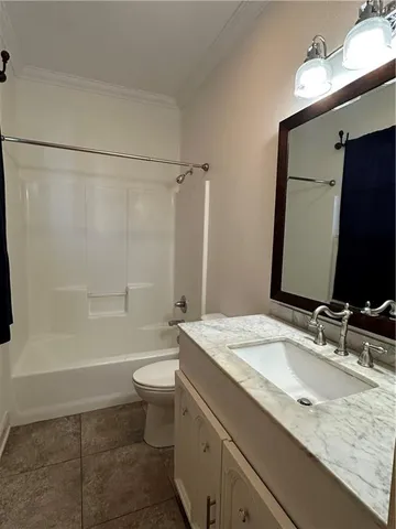 $2,000 | 2301 Washington Avenue, New Orleans, LA 70113