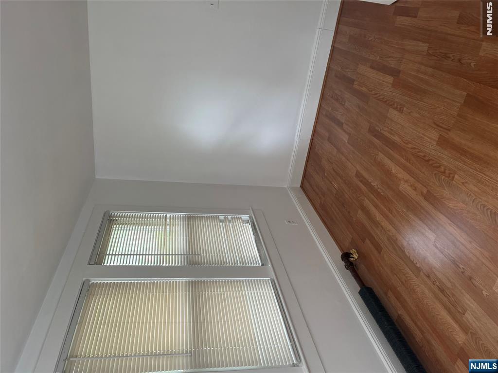 85 South Summit Street Bergenfield, NJ 07621 - Photo 7 of 12