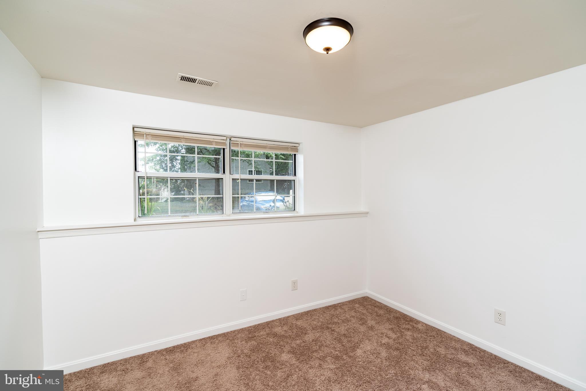 13482 Lock Loop Woodbridge, VA 22192 - Photo 25 of 31
