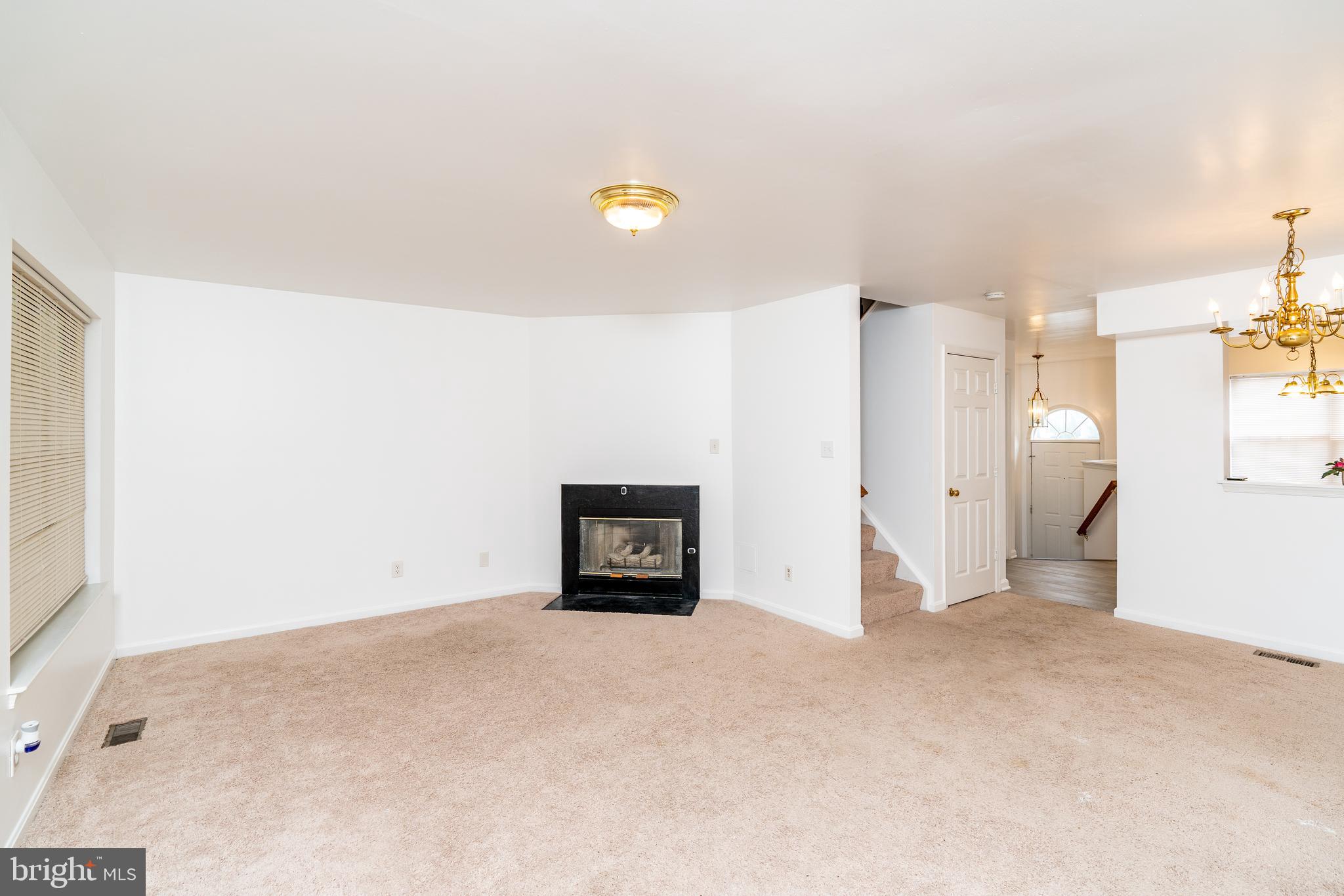 13482 Lock Loop Woodbridge, VA 22192 - Photo 7 of 31