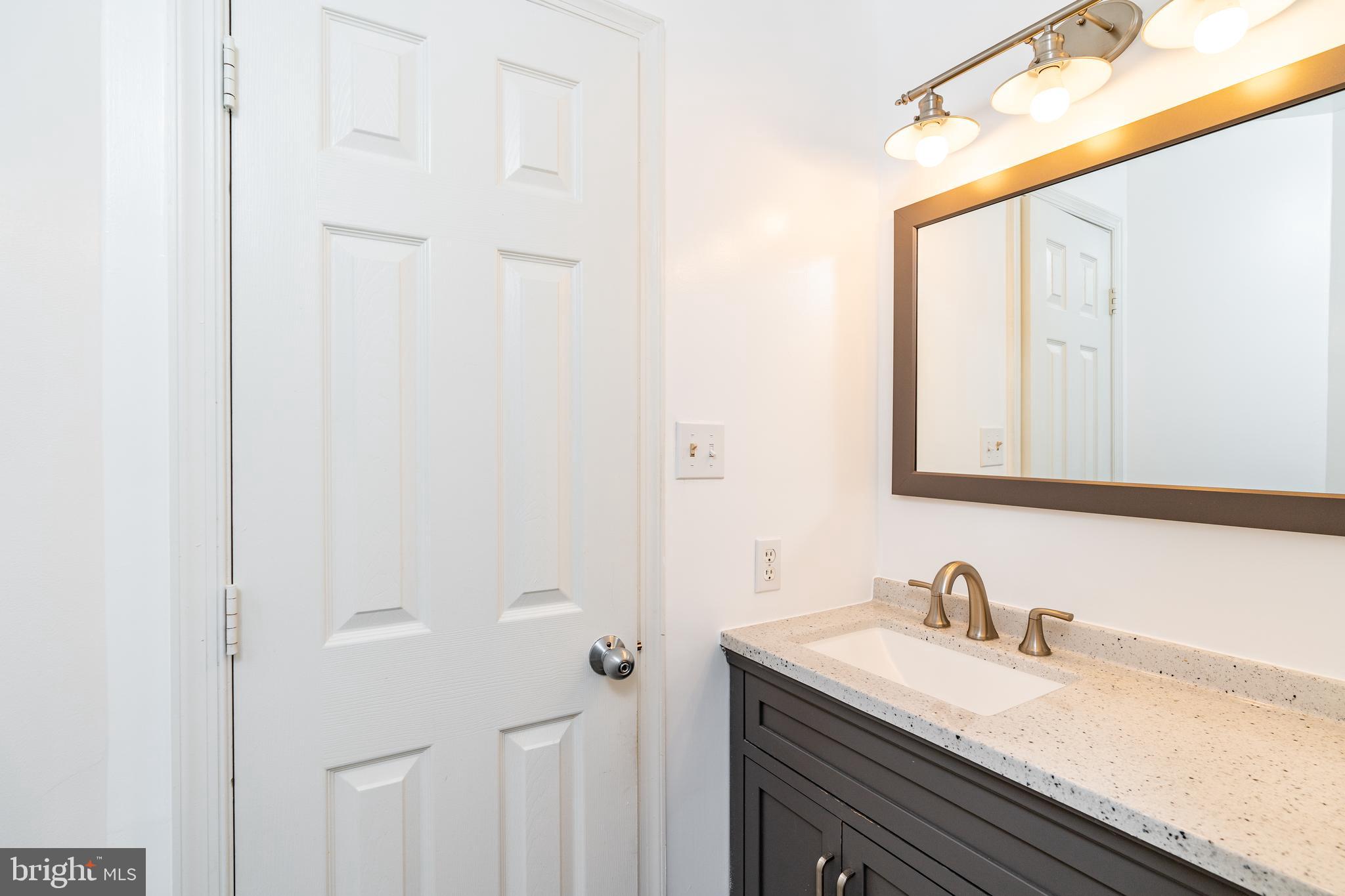 13482 Lock Loop Woodbridge, VA 22192 - Photo 10 of 31