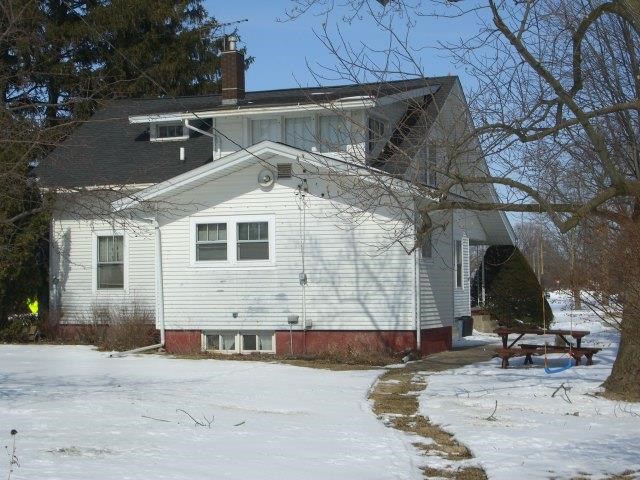 207 West 2nd Street Atkinson, IL 61235 - Photo 3 of 8 Gallery Image 3