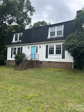 $2,200 | 204 Grey Road, Davidson, NC 28036
