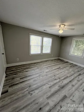 $2,200 | 204 Grey Road, Davidson, NC 28036