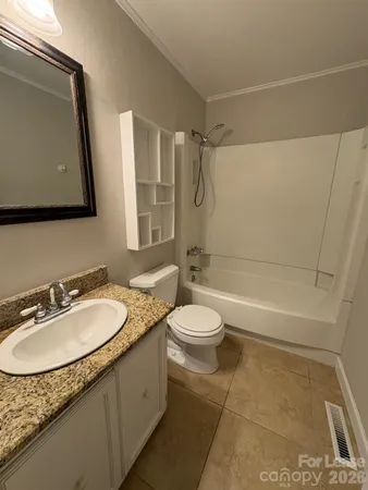 $2,200 | 204 Grey Road, Davidson, NC 28036
