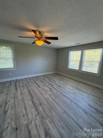 $2,200 | 204 Grey Road, Davidson, NC 28036