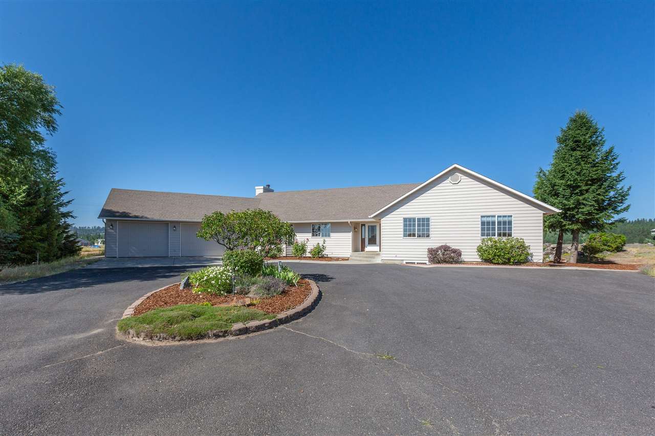 19919 North Austin Road Colbert, WA 99005 - Photo 4 of 47