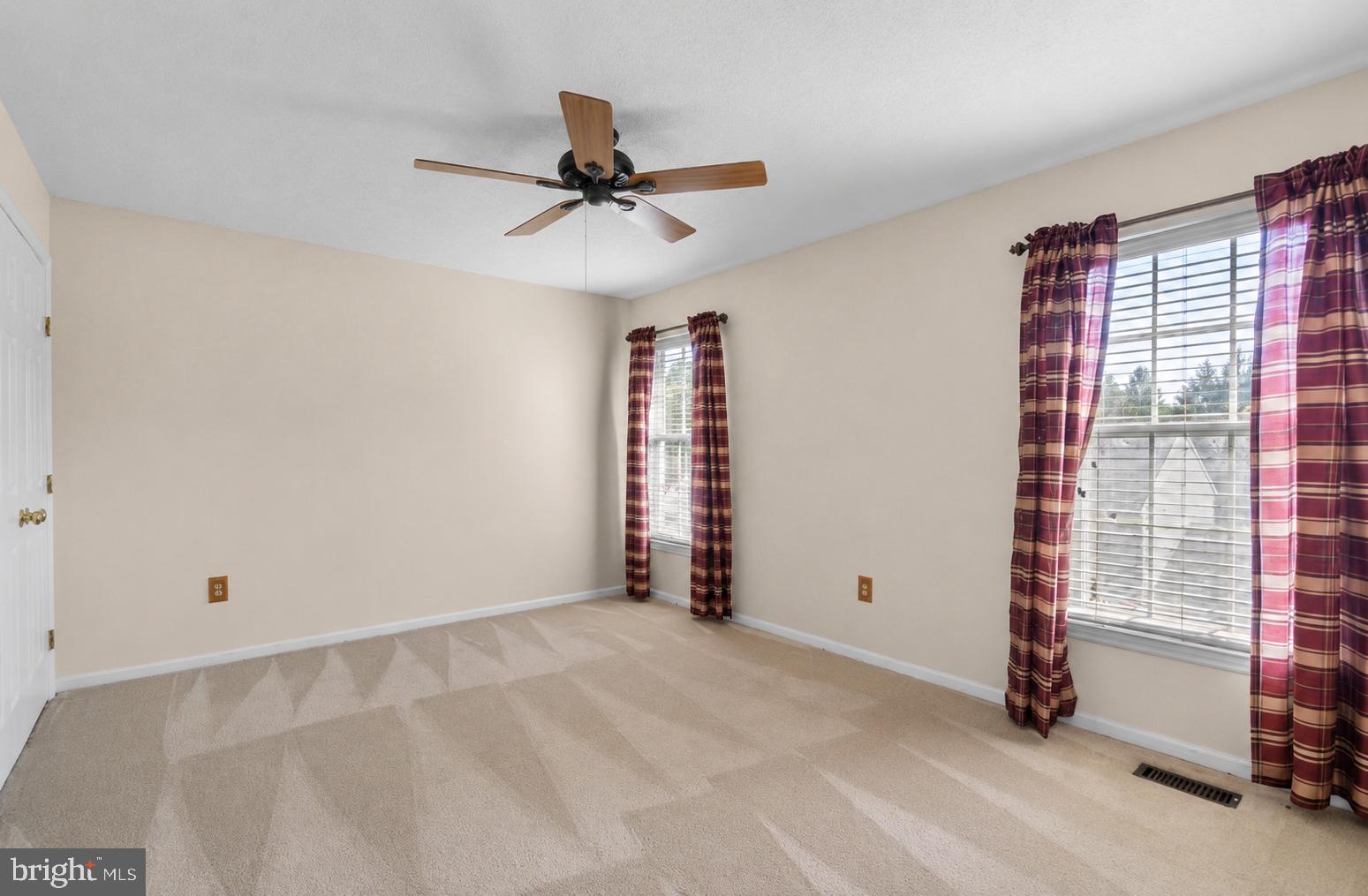 11645 Sun Cir Way Columbia, MD 21044 - Photo 25 of 44