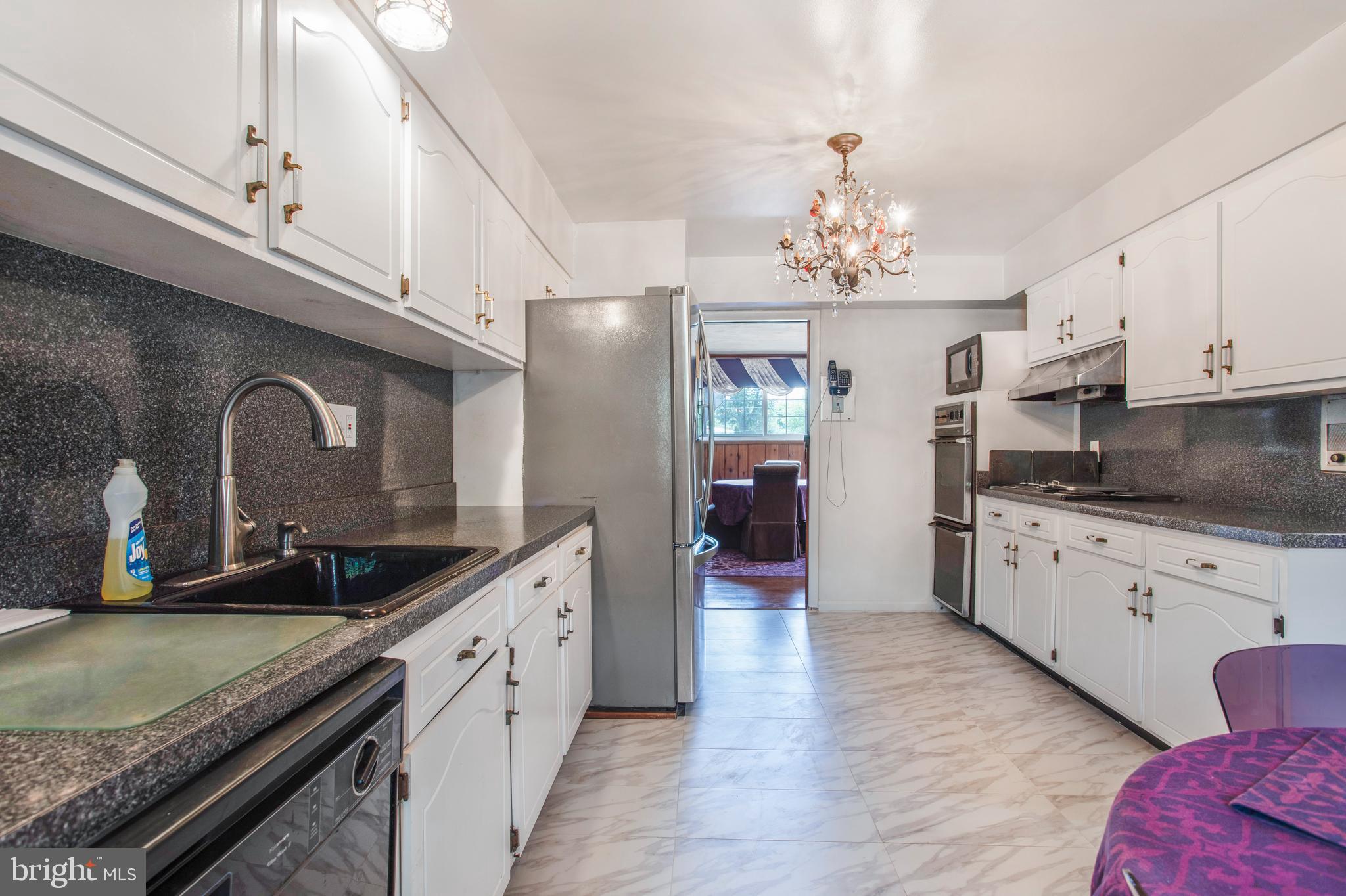 6012 Riggs Road Hyattsville, MD 20783 - Photo 13 of 98 Kitchen