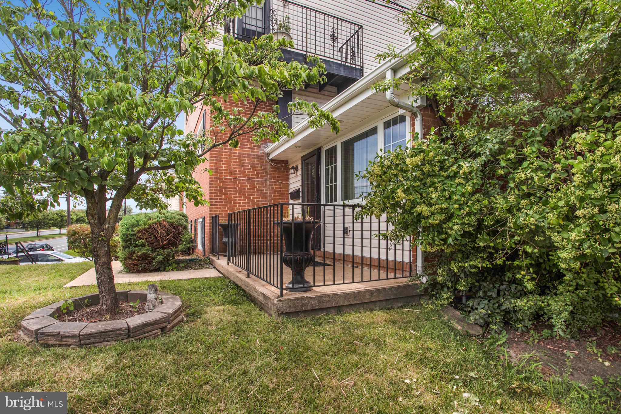 6012 Riggs Road Hyattsville, MD 20783 - Photo 5 of 98 Front w/patio