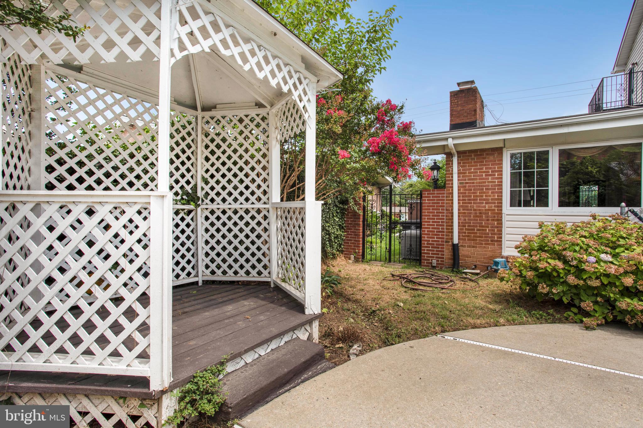 6012 Riggs Road Hyattsville, MD 20783 - Photo 97 of 98 Gazebo