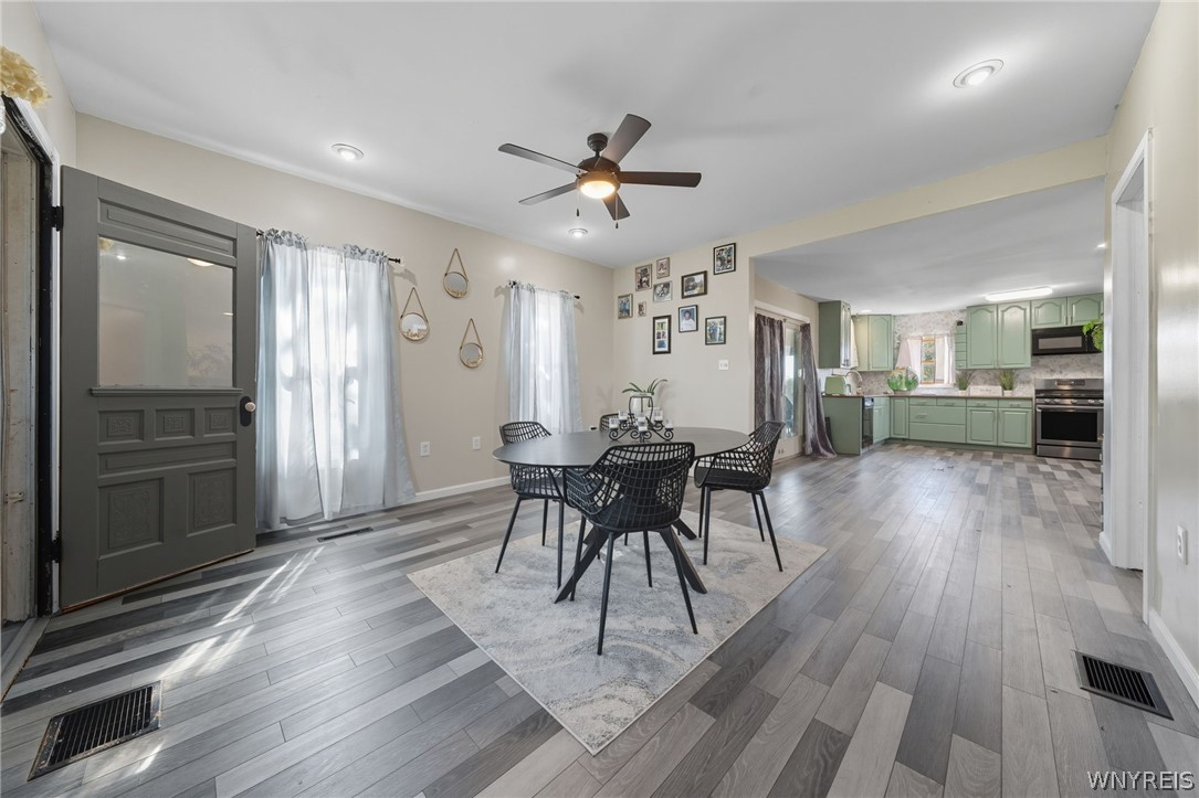 5604 Gasport Road Royalton, NY 14094 - Photo 5 of 22 Dining area