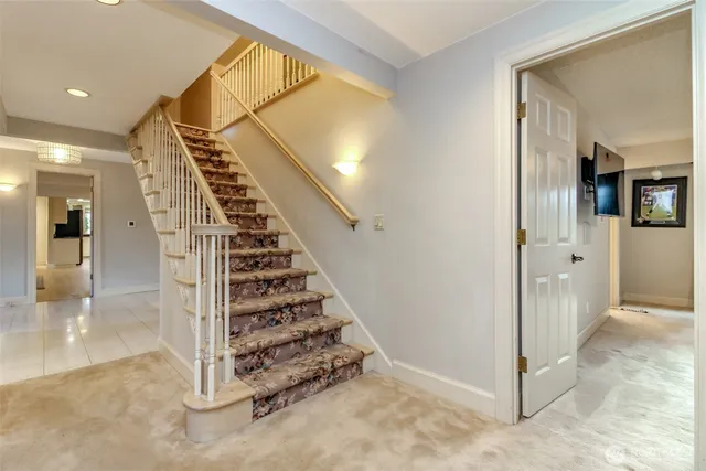 $1,200,000 | 8228 24th St Court West, University Place, WA 98466