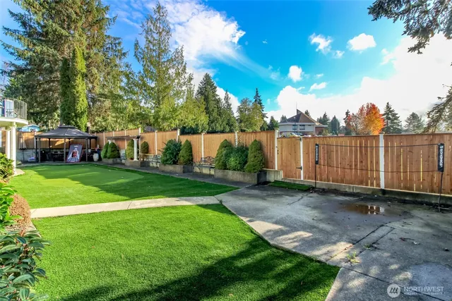 $1,200,000 | 8228 24th St Court West, University Place, WA 98466
