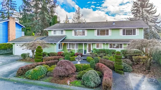 $1,200,000 | 8228 24th St Court West, University Place, WA 98466