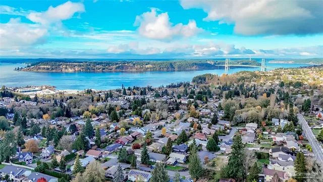 $1,200,000 | 8228 24th St Court West, University Place, WA 98466