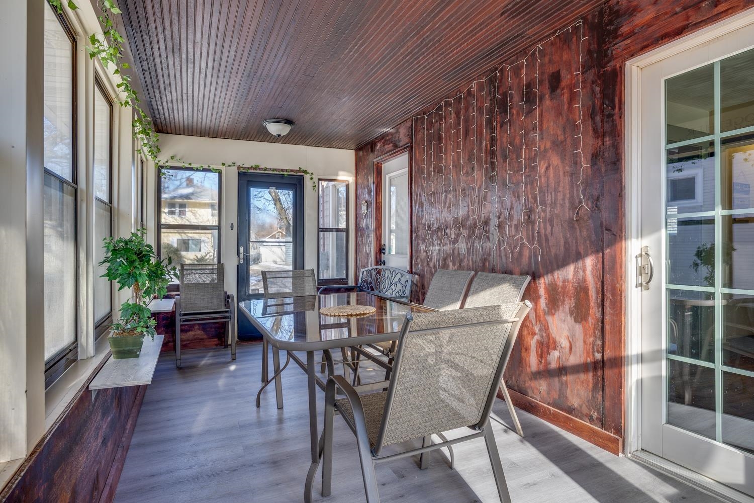 1333 Prairie Avenue Beloit, WI 53511 - Photo 15 of 32