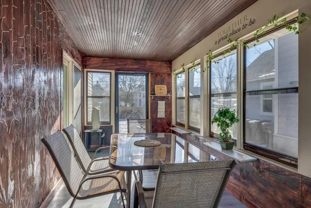 $219,900 | 1333 Prairie Avenue, Beloit, WI 53511