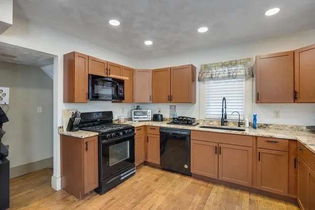 $219,900 | 1333 Prairie Avenue, Beloit, WI 53511