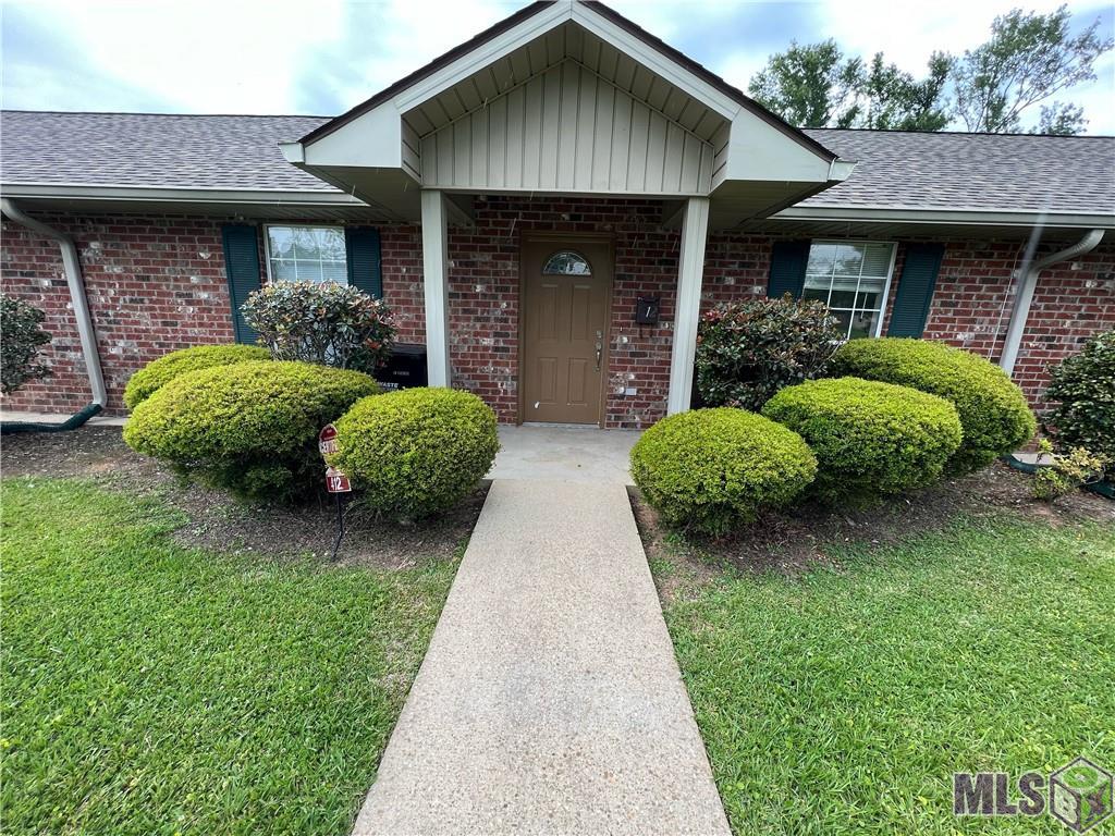 416 East Beech Street Ponchatoula, LA 70454 - Photo 1 of 9