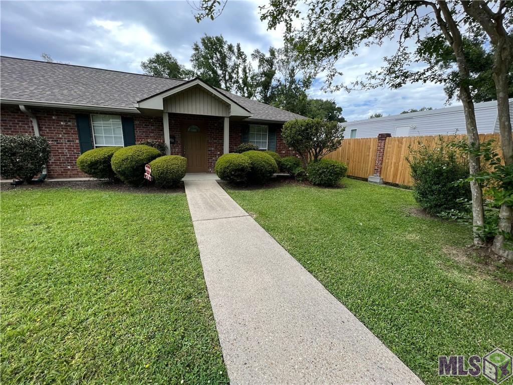 416 East Beech Street Ponchatoula, LA 70454 - Photo 2 of 9