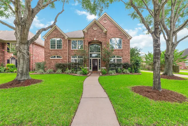 $660,000 | 1915 Stormcroft Circle, Katy, TX 77450