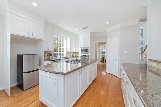 $660,000 | 1915 Stormcroft Circle, Katy, TX 77450