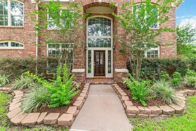 $660,000 | 1915 Stormcroft Circle, Katy, TX 77450