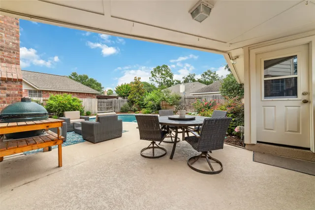 $660,000 | 1915 Stormcroft Circle, Katy, TX 77450