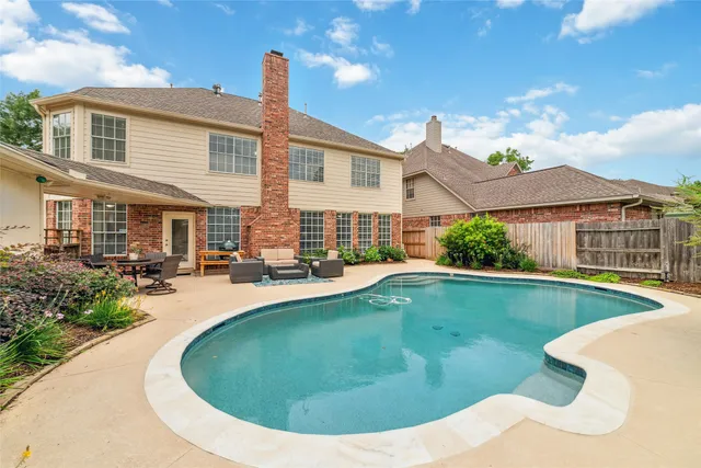 $660,000 | 1915 Stormcroft Circle, Katy, TX 77450