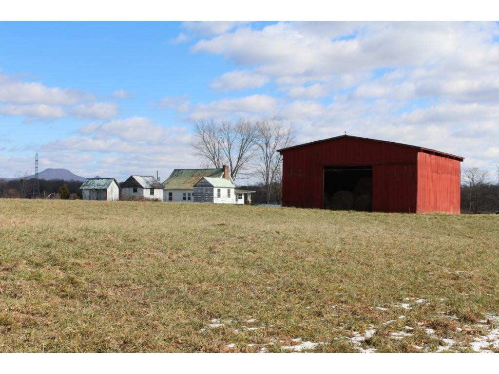 955 Ross County Road Greeneville, TN 37745 - Photo 1 of 36 Photo 1