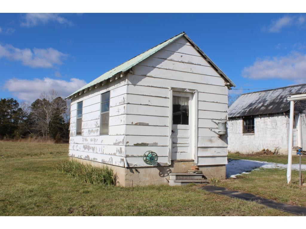 955 Ross County Road Greeneville, TN 37745 - Photo 11 of 36 Photo 11