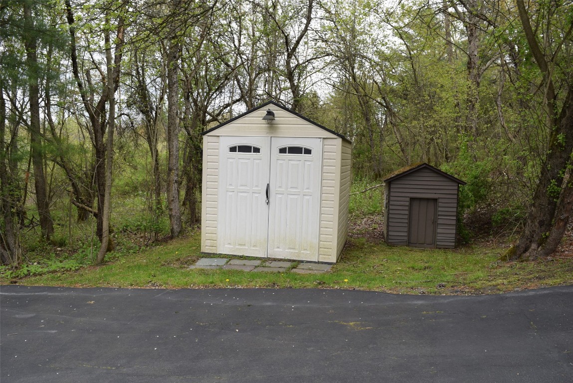 211 Mountain Road Windsor, NY 13865 - Photo 4 of 50 Gallery Image 4