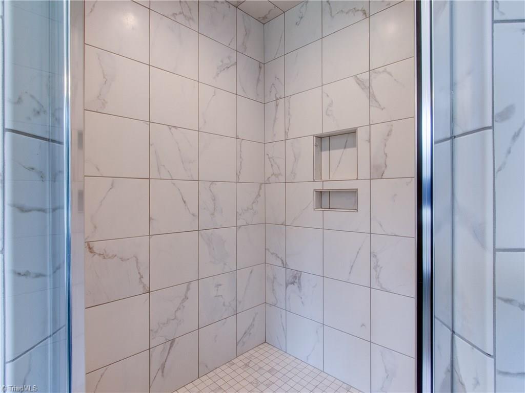 7905 Quiet Place Oak Ridge, NC 27310 - Photo 20 of 29