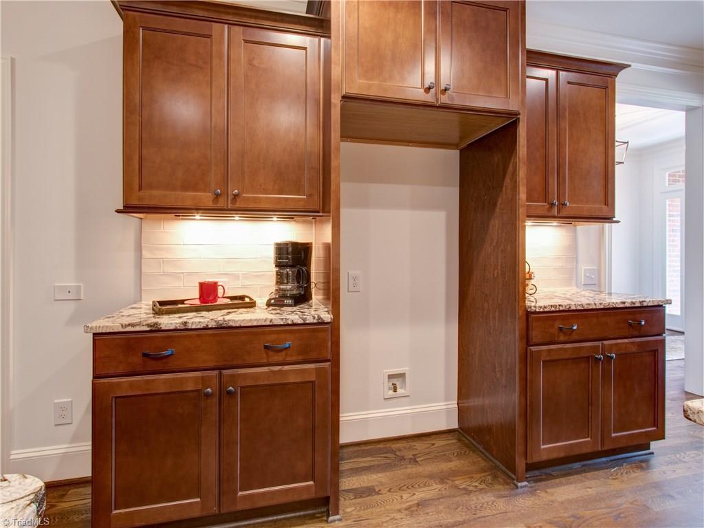 7905 Quiet Place Oak Ridge, NC 27310 - Photo 9 of 29