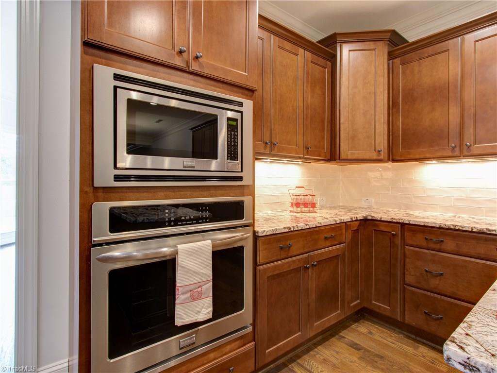 7905 Quiet Place Oak Ridge, NC 27310 - Photo 10 of 29