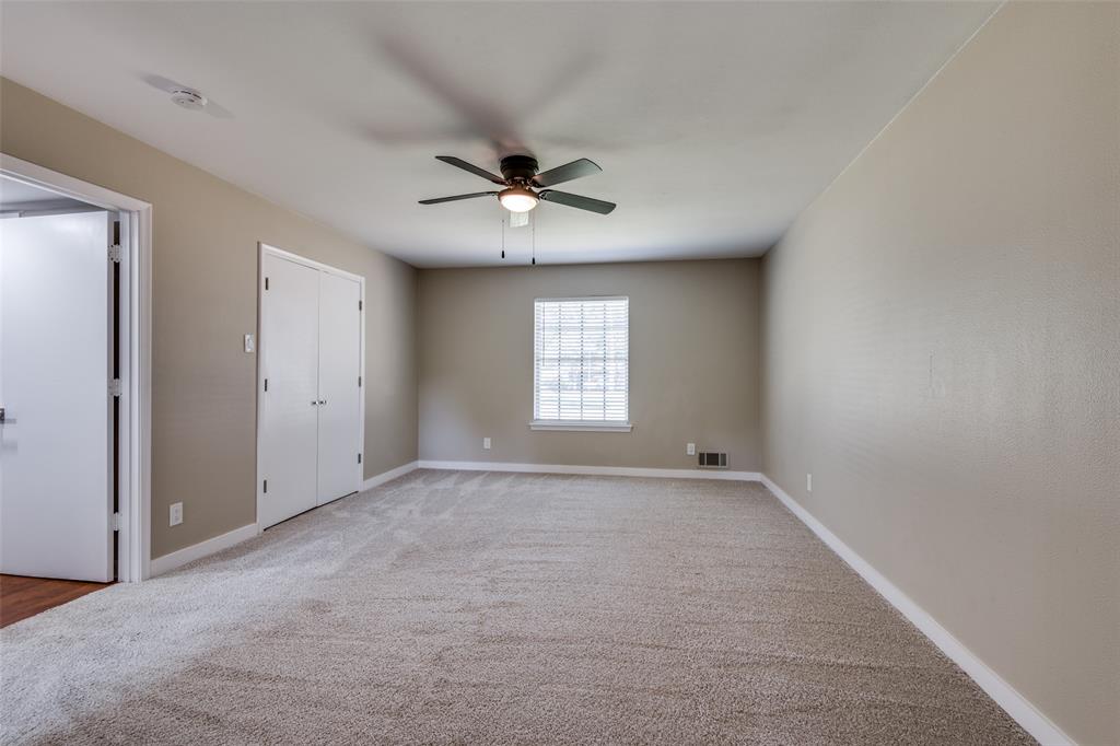 10908 Colbert Way Dallas, TX 75218 - Photo 12 of 22