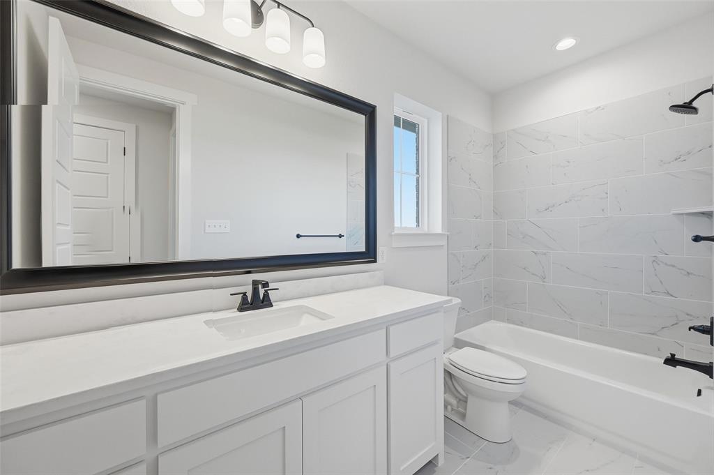 100 Mikasi Street Godley, TX 76044 - Photo 6 of 40