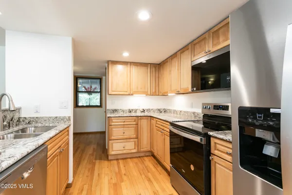 $949,000 | 717 Bull Run, Unit A, Eagle, CO 81631