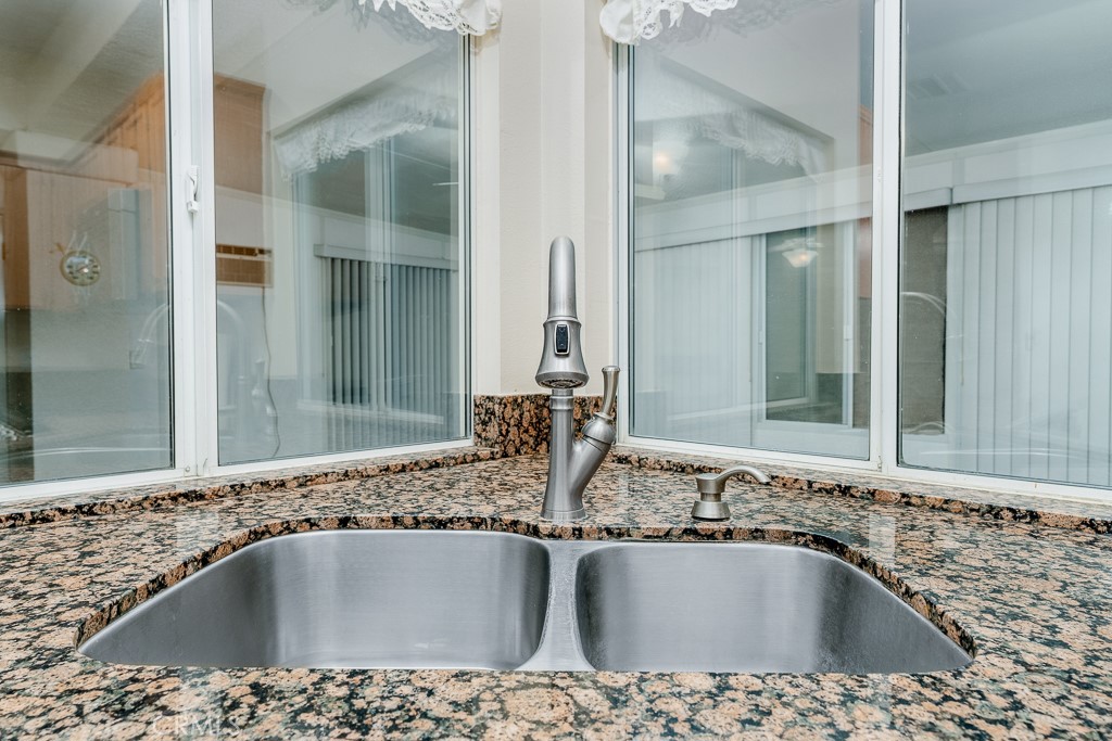 1817 Rue Chablis San Jacinto, CA 92583 - Photo 26 of 41