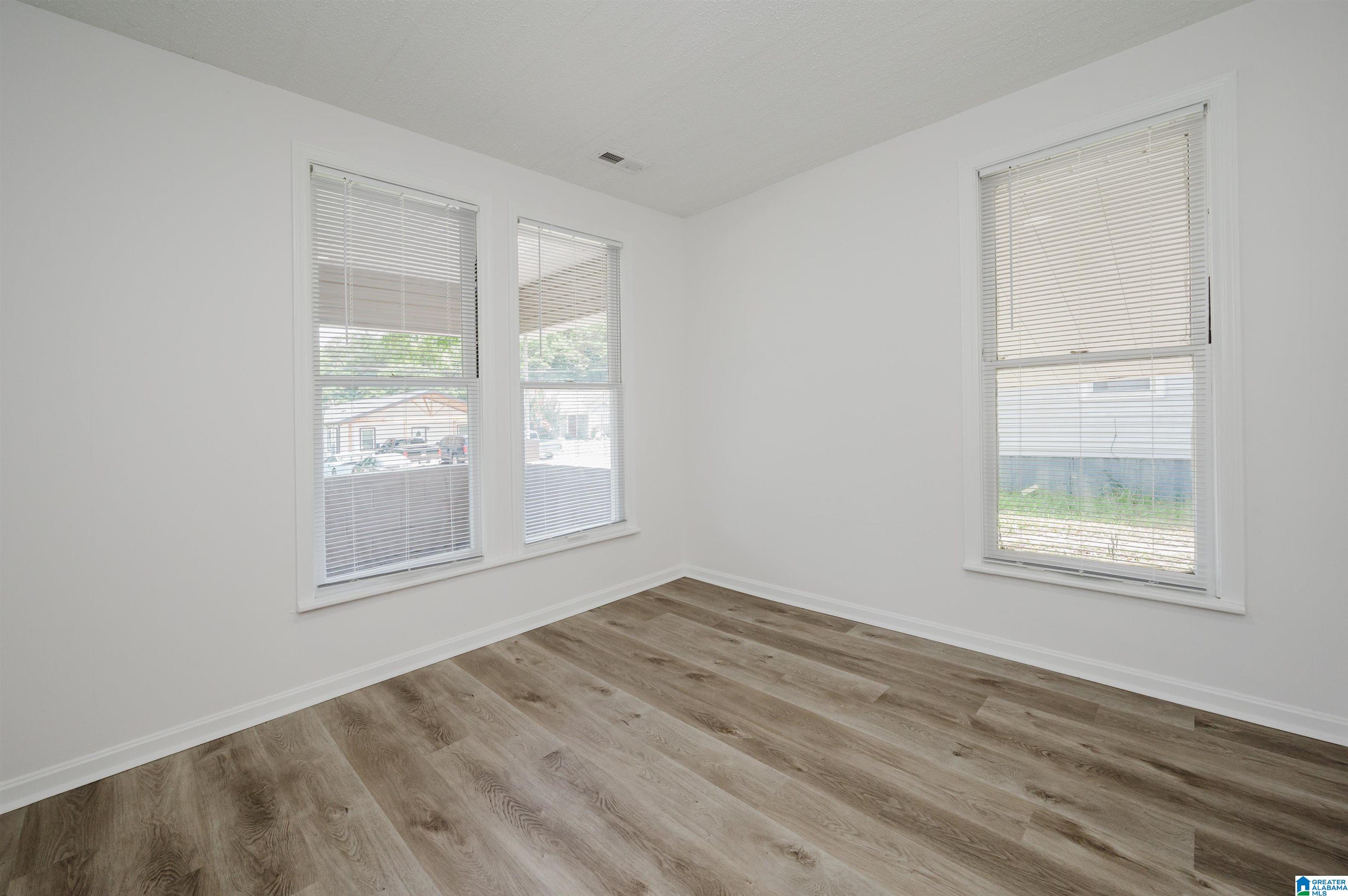 8441 Thomas Avenue Leeds, AL 35094 - Photo 25 of 37