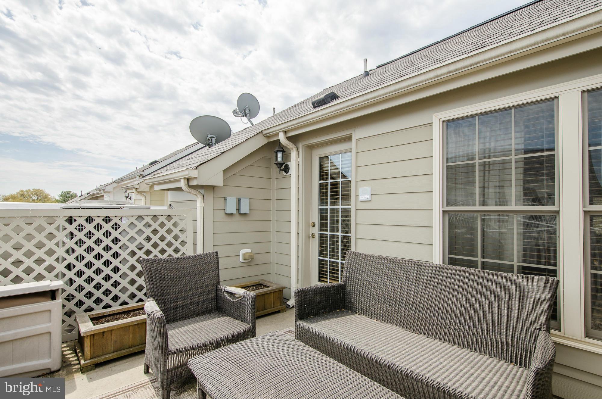 4330 North Henderson Road Arlington, VA 22203 - Photo 23 of 24 Exterior (Rear)