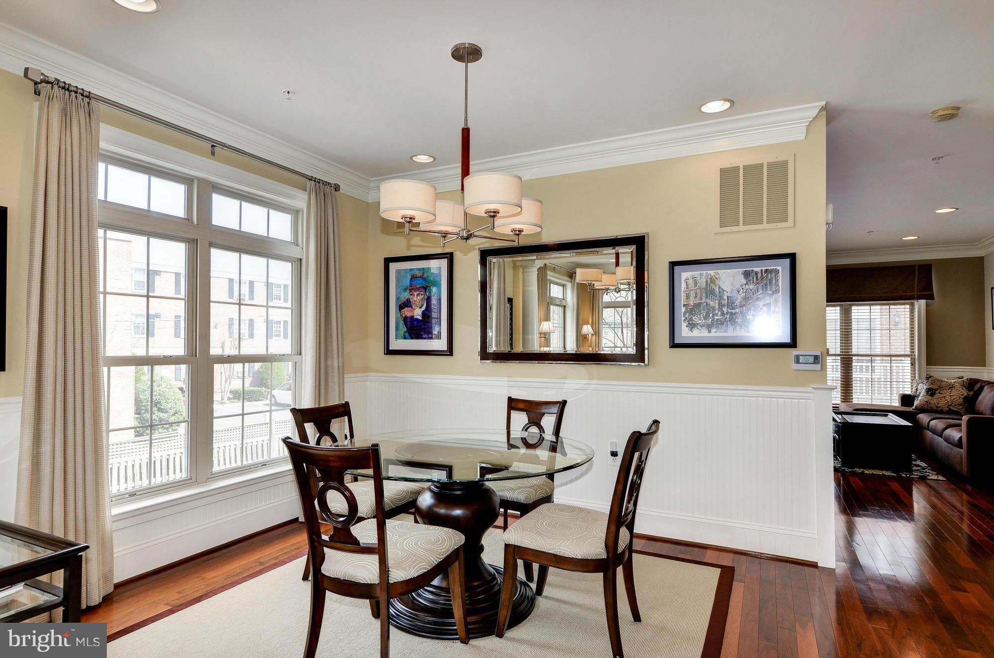 4330 North Henderson Road Arlington, VA 22203 - Photo 10 of 24 Dining Room