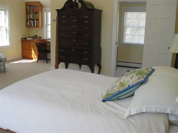 64 Whittier Road Needham, MA 02492 - Photo 10 of 18 Gallery Image 10