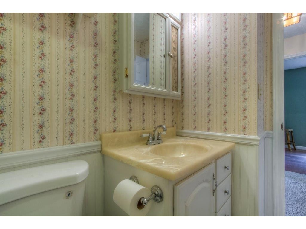 77 Manor Road Concord, NH 03303 - Photo 20 of 29