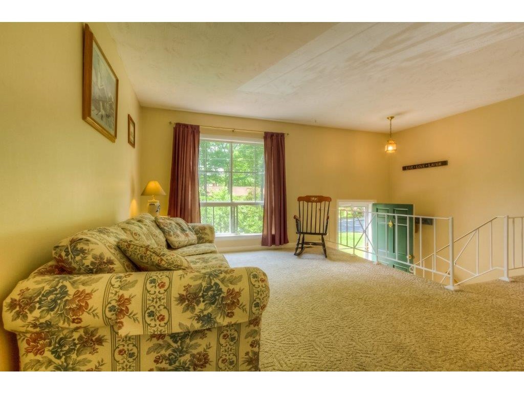 77 Manor Road Concord, NH 03303 - Photo 7 of 29