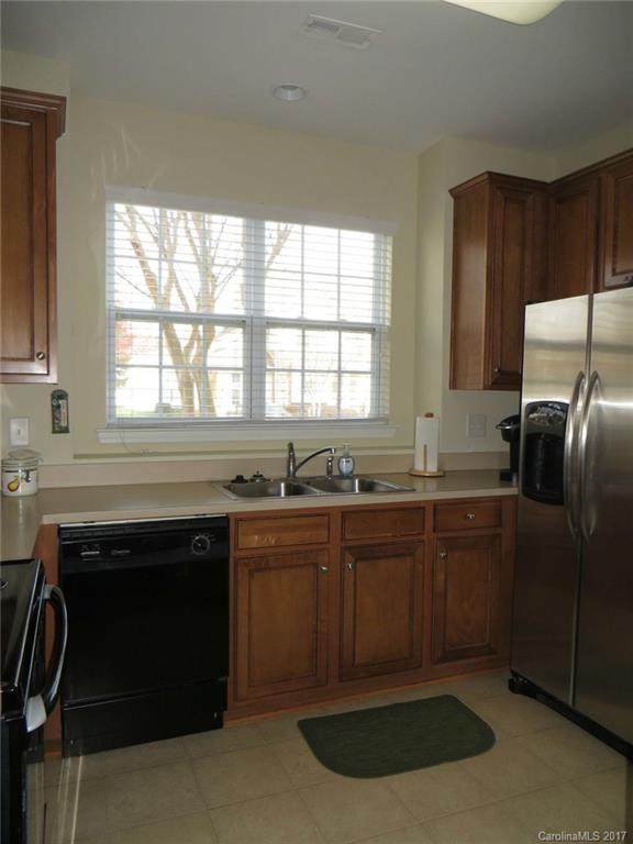 120 Chimney Rock Lane, Unit 120 Fort Mill, SC 29708 - Photo 9 of 23 Gallery Image 9
