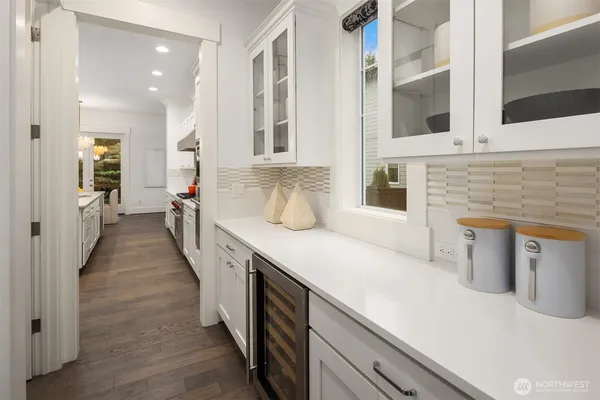 $3,785,000 | 2005 105th Avenue Northeast, Bellevue, WA 98004
