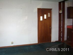 855 East Bocock Road Marion, IN 46952 - Photo 2 of 6